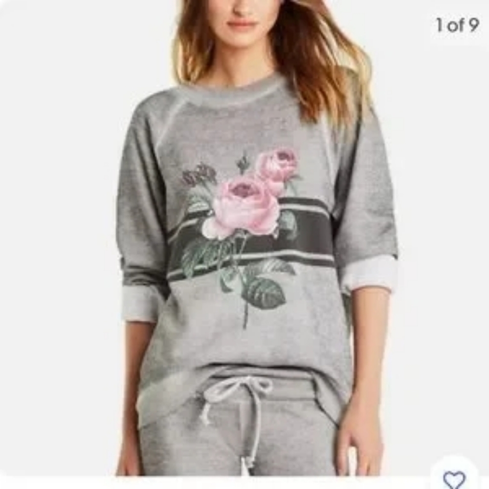 Wildfox Gray Sweatshirt with Pink Rose Design Size XS In VGUC